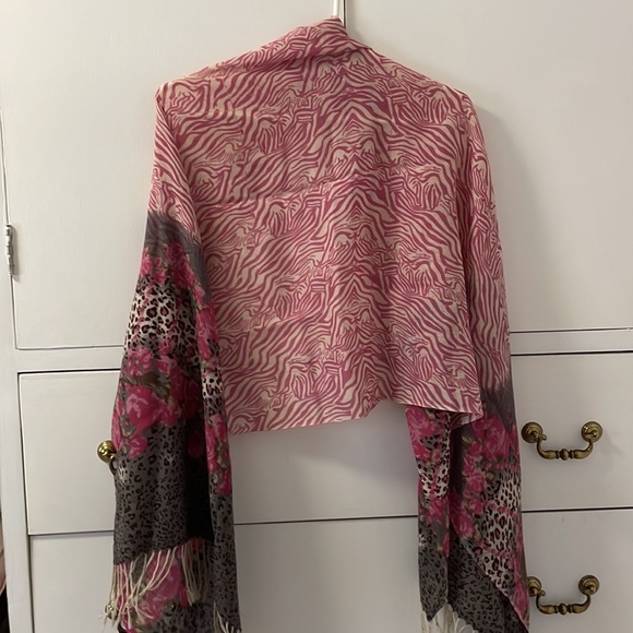 Torino Scarf - Picture 3 of 6